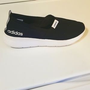 Adidas cloudfoam slip on's. Black and white size 9.5